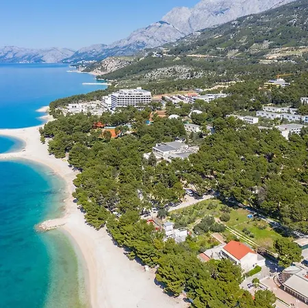 With Parking Space - 6729 Apartman Makarska