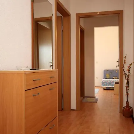 With Parking Space - 6729 Apartman